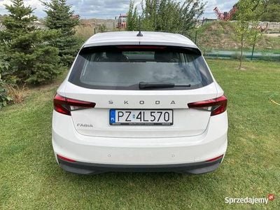 Biały Używany 2023 Skoda Fabia Hatchback | 69 000 zł