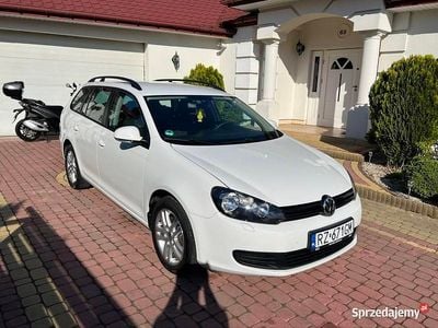 Biały Używany 2010 VW Golf Kombi | 23 700 zł (Uczciwa cena)