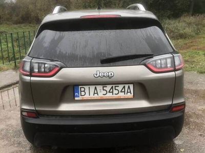 Używany Jeep Cherokee 180 KM (132 kW) 2019 SUV