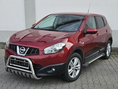Używany Nissan Qashqai 141 KM (103 kW) 2013 Czerwony SUV