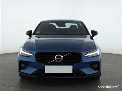 Używany Volvo S60 2020 Niebieski Sedan/Limuzyna