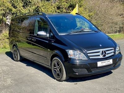 Używany Mercedes Viano 320 KM (235 kW) 2012 Czarny Minivan