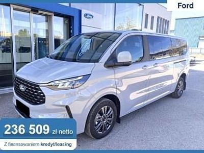 Szary Nowe 2025 Ford Tourneo Titanium Kombi | 290 906 zł (Dość drogi)