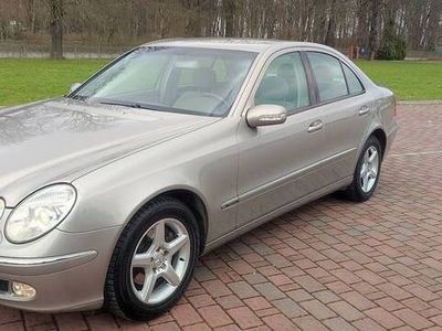 używany Mercedes E240 2.6 V6 177KM Grzane Fotele Automat