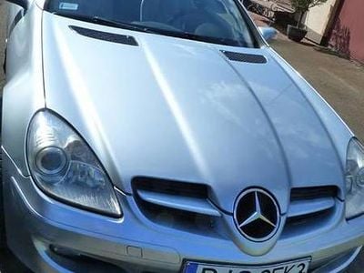 Używany Mercedes SLK200 2004 Srebrny Kabriolet