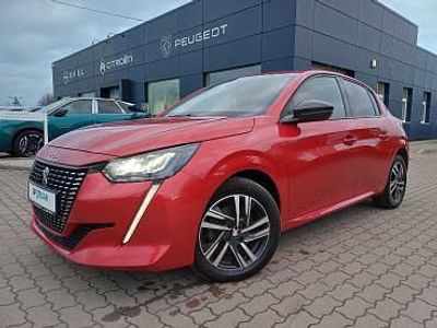Czerwony Używany 2022 Peugeot 208 Allure Hatchback | 55 990 zł (Dość drogi)