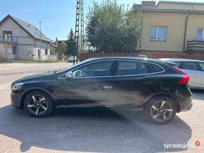 Używany 2015 Volvo V40 R-Design Kombi | 38 000 zł (Uczciwa cena)