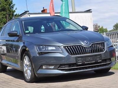 Inny kolor Używany 2018 Skoda Superb Kombi | 55 999 zł (Super Cena)