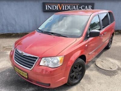 Bordowy Używany 2008 Chrysler Voyager Minivan | 26 900 zł