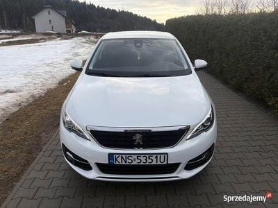 Używany Peugeot 308 2018 Biały Hatchback