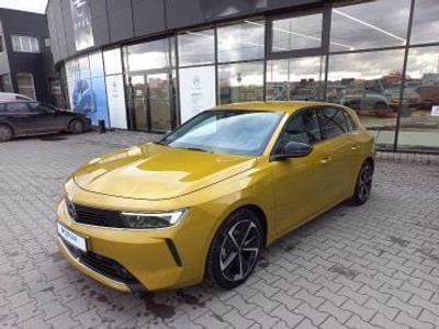 Złoty Używany 2023 Opel Astra Elegance | 79 900 zł