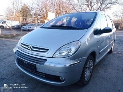 Srebrny Używany 2003 Citroën Xsara Picasso Minivan | 5900 zł
