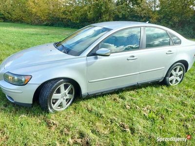 Volvo S40