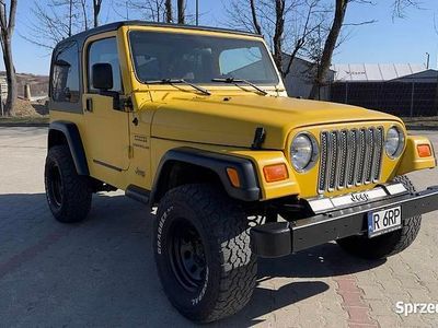 Używany Jeep Wrangler Sport 2001 Żółty SUV