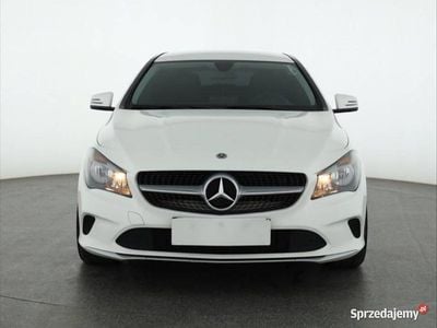 Mercedes CLA180