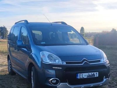 Niebieski Używany 2012 Citroën Berlingo XTR Minivan | 19 400 zł (Uczciwa cena)