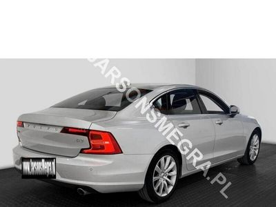 Używany Volvo S90 150 KM (110 kW) 2018 Srebrny Sedan/Limuzyna