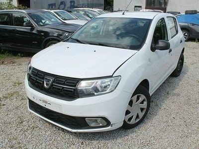 Używany Dacia Sandero 54 KM (39 kW) 2018 Biały Hatchback