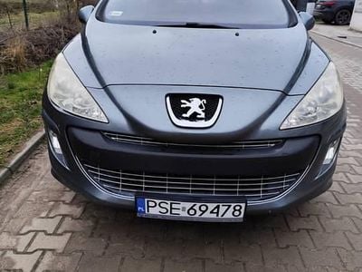 Grafitowy Używany 2007 Peugeot 308 Hatchback | 9700 zł (Uczciwa cena)