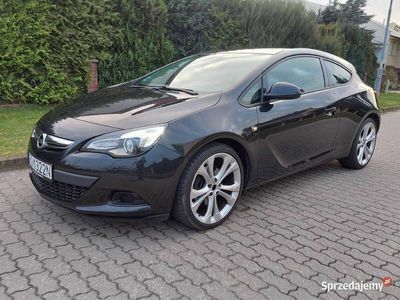 Opel Astra GTC
