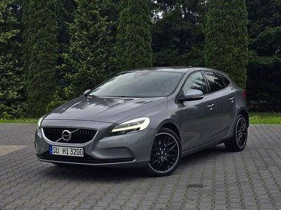 Szary Używany 2016 Volvo V40 Summum Kombi | 39 999 zł (Uczciwa cena)