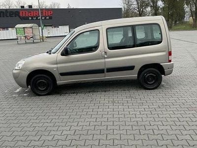 Brązowobeżowy Używany 2007 Citroën Berlingo Minivan | 6500 zł (Dość drogi)