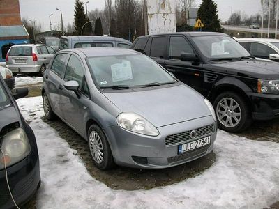 Używany Fiat Grande Punto 75 KM (55 kW) 2008 Szary Hatchback