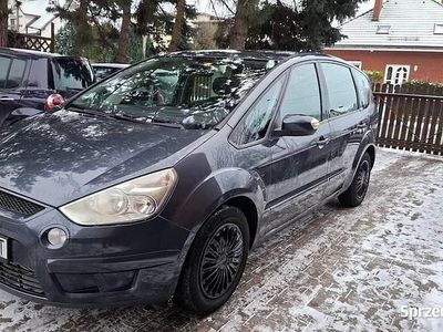 Granatowy Używany 2007 Ford S-MAX Ambiente Minivan | 7900 zł (Uczciwa cena)