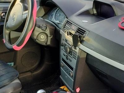 Używany Opel Meriva 105 KM (77 kW) 2007 Szary Minivan