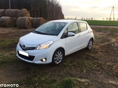 Toyota yaris jaki olej