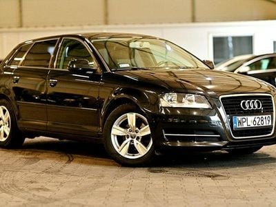 Używany Audi A3 105 KM (77 kW) 2013 Czarny (metalik) Sedan/Limuzyna