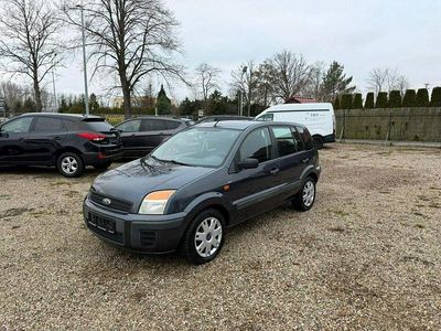 Szary Używany 2006 Ford Fusion Hatchback | 7900 zł