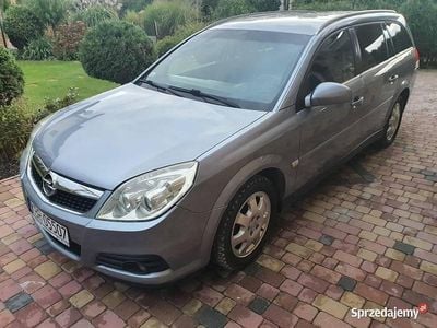 Srebrny Używany 2006 Opel Vectra Kombi | 8400 zł (Dość drogi)