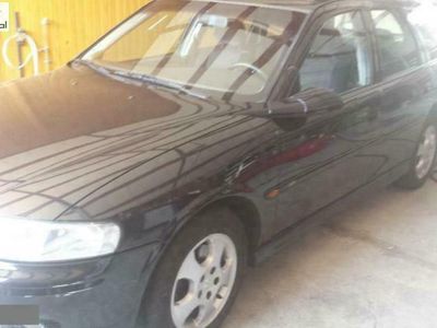 używany Opel Vectra 1.6dm 74KM 2000r. 169 000km