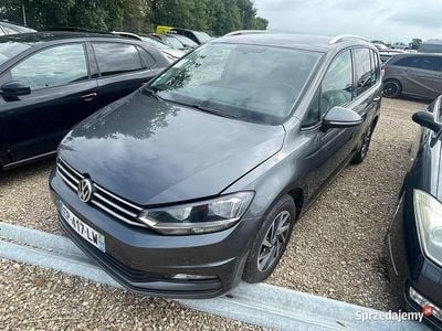 Używany VW Touran Sound 150 KM (110 kW) 2017 Szary Minivan