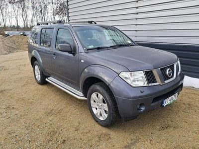 Używany Nissan Pathfinder 174 KM (127 kW) 2006 Grafitowy SUV