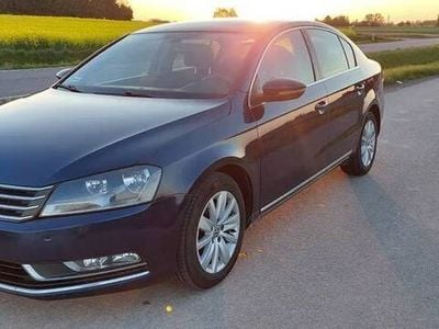 Używany VW Passat 2011 Granatowy Sedan/Limuzyna