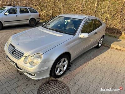 Mercedes C180