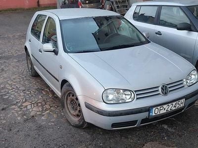 Używany VW Golf IV 1997 Srebrny Hatchback