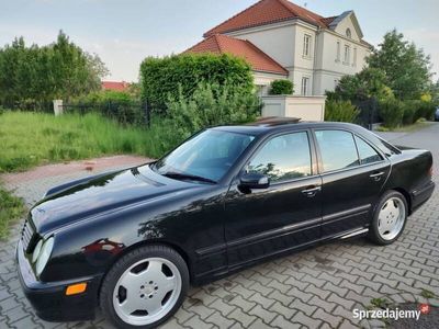 Mercedes E55 AMG