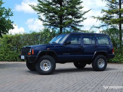 używany Jeep Cherokee 2,5TD. 4x4.