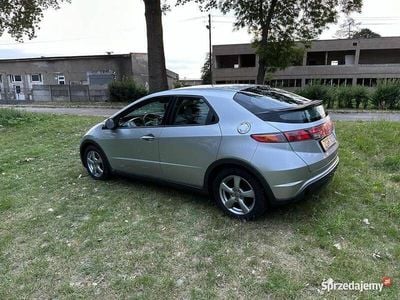Srebrny Używany 2006 Honda Civic Sedan/Limuzyna | 15 500 zł (Dość drogi)