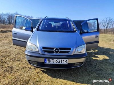 Szary Używany 2003 Opel Zafira Minivan | 7500 zł (Drogi)