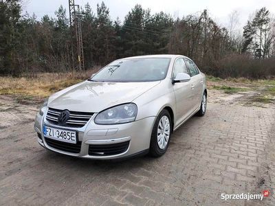 Złoty Używany 2006 VW Jetta Sedan/Limuzyna | 10 900 zł (Drogi)