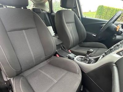 używany Opel Astra 2010