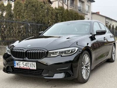 Czarny Używany 2019 BMW 330 Sedan/Limuzyna | 99 999 zł