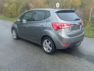 używany Hyundai ix20 2013r 1.4 CRDi klima serwisowany Car-Pass, komplet kluczy