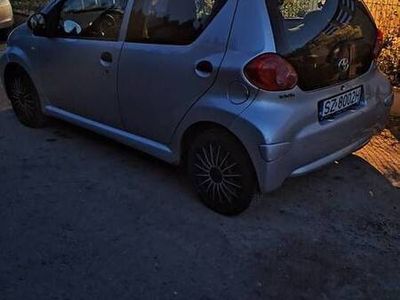 używany Toyota Aygo z polskiego salonu, 5 drzwi