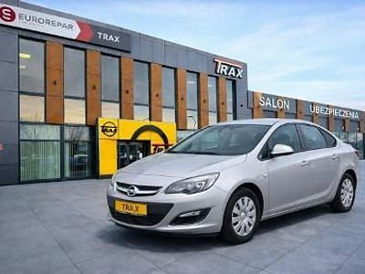 używany Opel Astra 6dm 115KM 2016r. 63 087km
