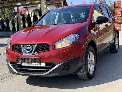 Biały (metalik) Używany 2011 Nissan Qashqai SUV | 39 700 zł (Dość drogi)